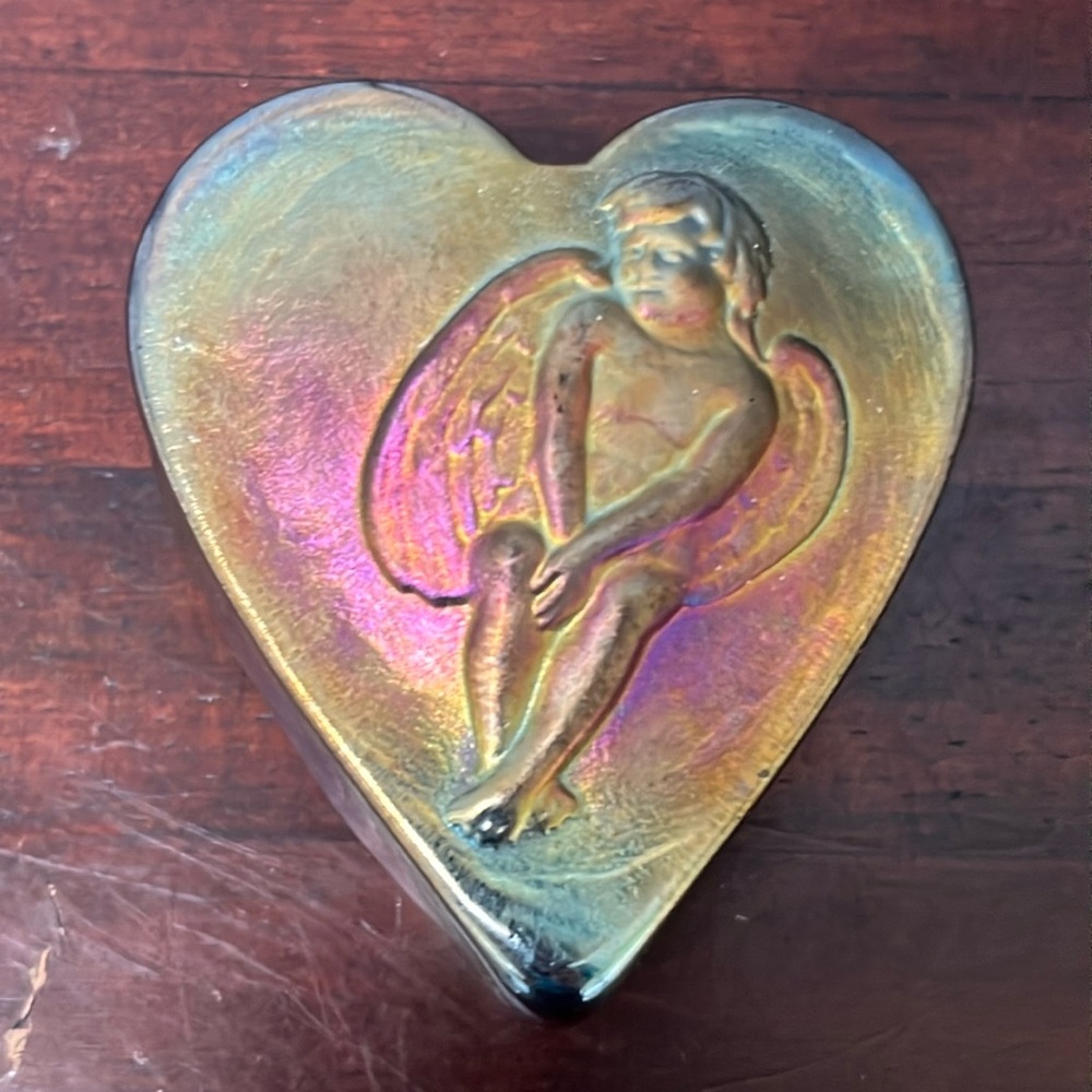 Iridescent Art Glass Angel Cupid Heart Paperweight Signed Robert Held Dated 1998